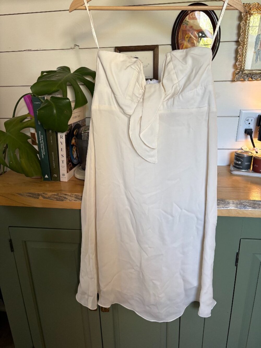 The Reformation Stone Cold Fox Silk Midi Dress – Ivory (Size 3)